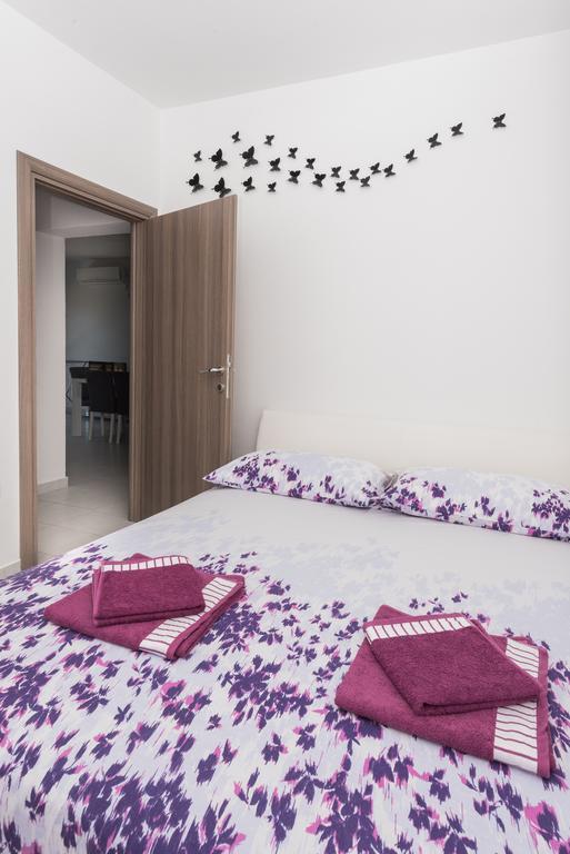 Apartment Dragan Grubisic Primošten المظهر الخارجي الصورة